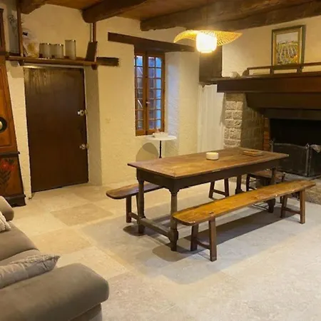 Maison Gorges De L'Aveyron Penne Exterior foto